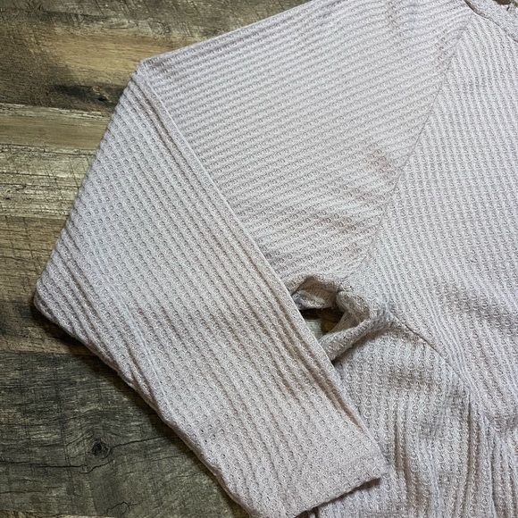 Altar’d State Ruffle Top - Picture 2 of 4